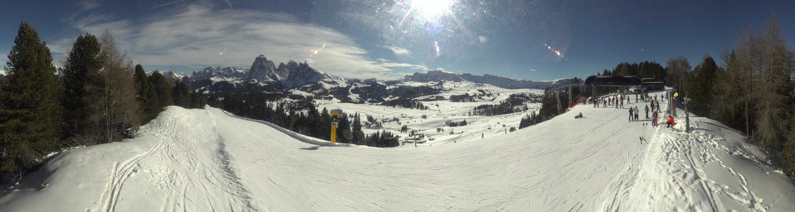 Archiv Foto Webcam Blick über Seiser Alm – Mezdi Bergstation