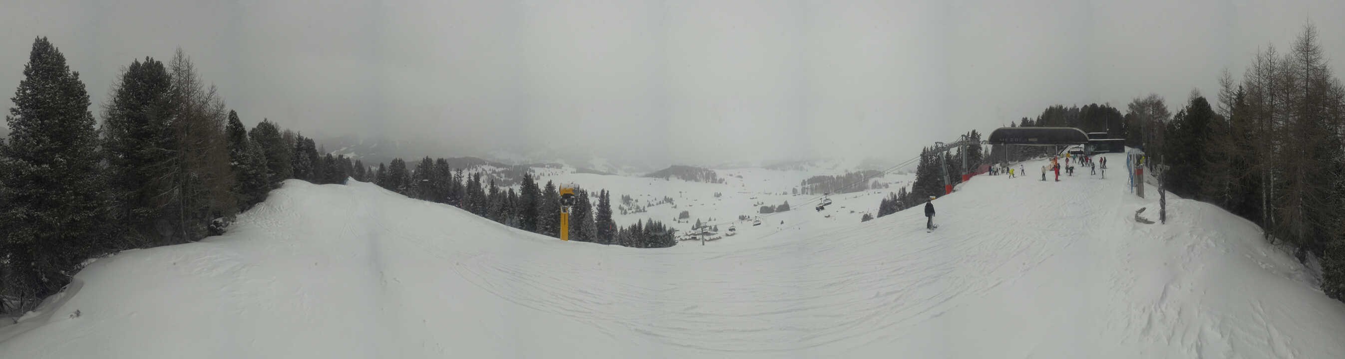Archiv Foto Webcam Blick über Seiser Alm – Mezdi Bergstation