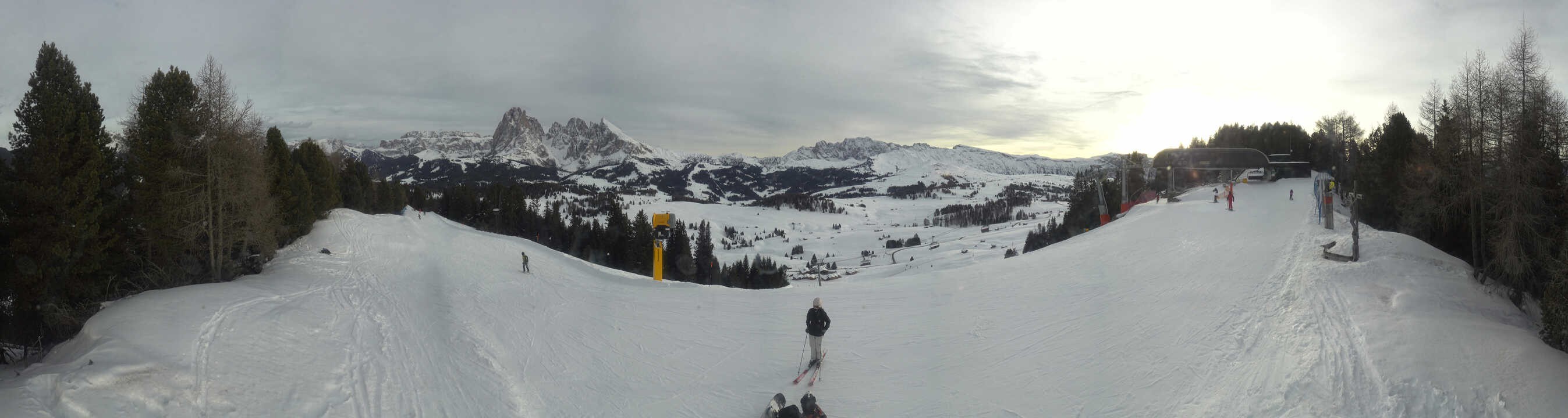 Archiv Foto Webcam Blick über Seiser Alm – Mezdi Bergstation