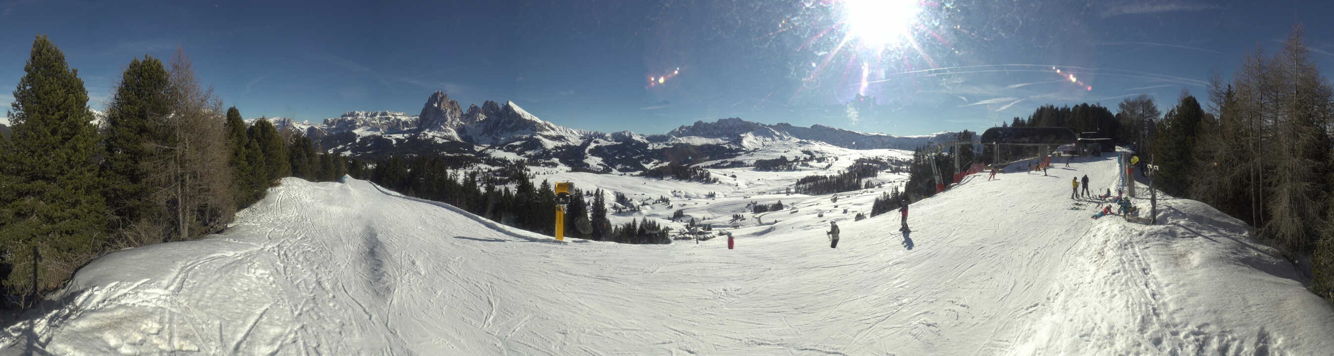 Archived image Webcam Alpe di Siusi: Panoramic view Mezdi mountain station