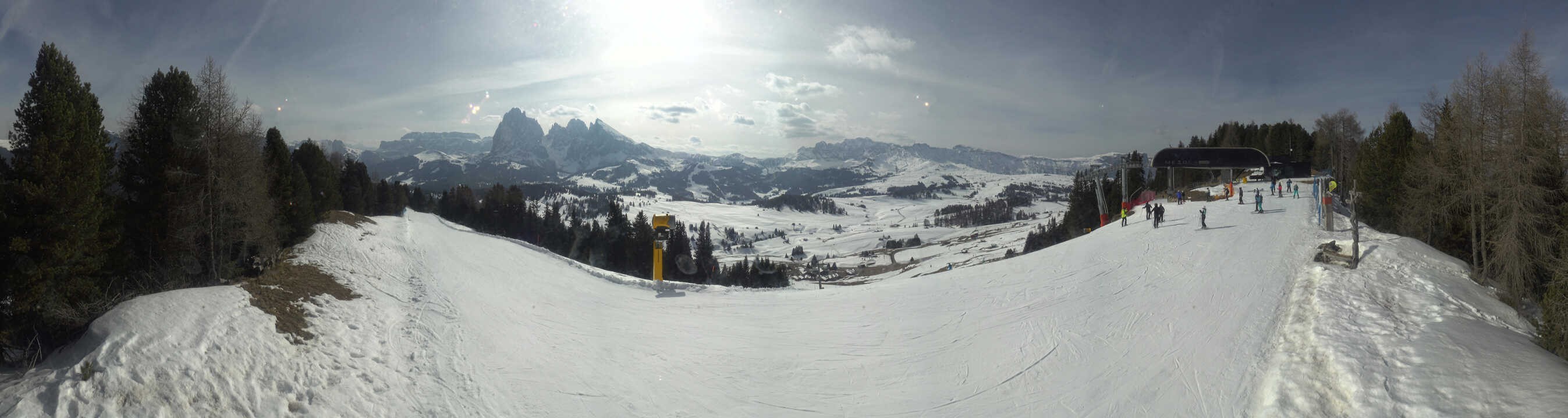 Archiv Foto Webcam Blick über Seiser Alm – Mezdi Bergstation