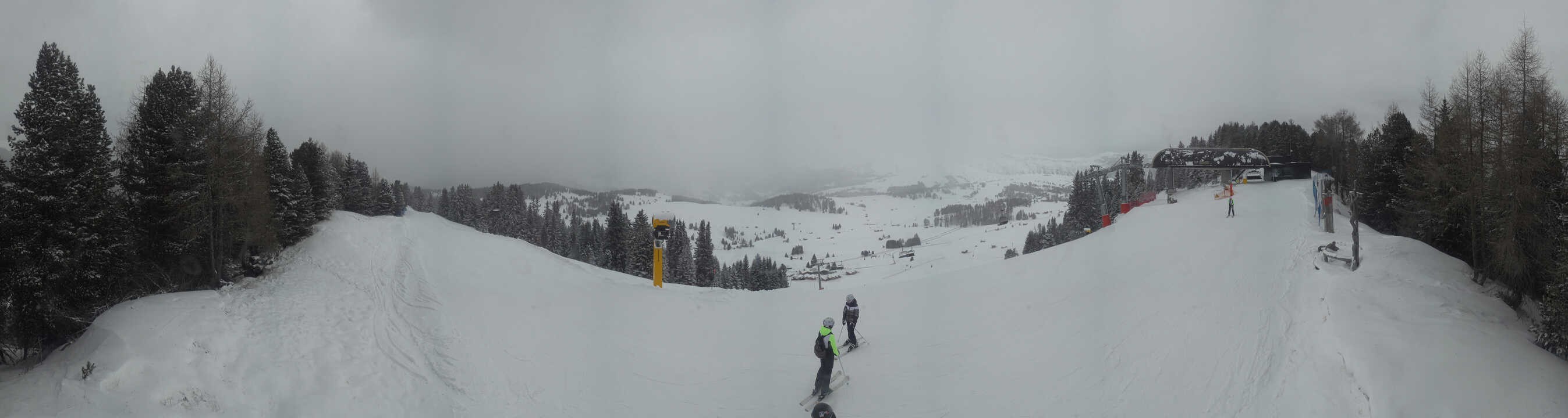 Archiv Foto Webcam Blick über Seiser Alm – Mezdi Bergstation
