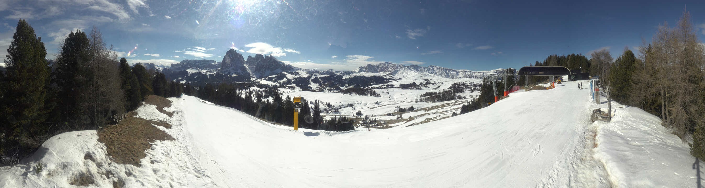 Archiv Foto Webcam Blick über Seiser Alm – Mezdi Bergstation