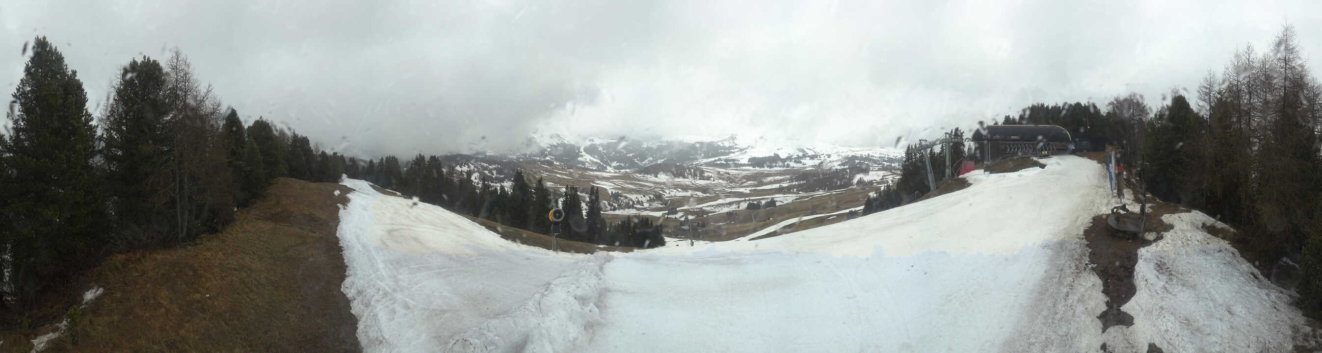 Archiv Foto Webcam Blick über Seiser Alm – Mezdi Bergstation