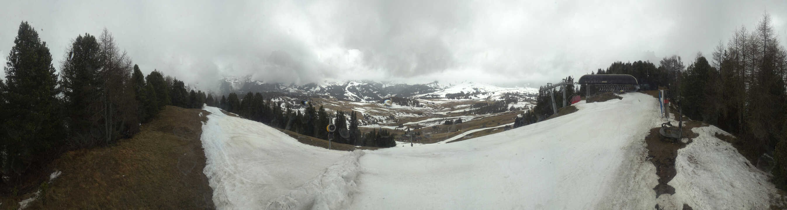 Archiv Foto Webcam Blick über Seiser Alm – Mezdi Bergstation