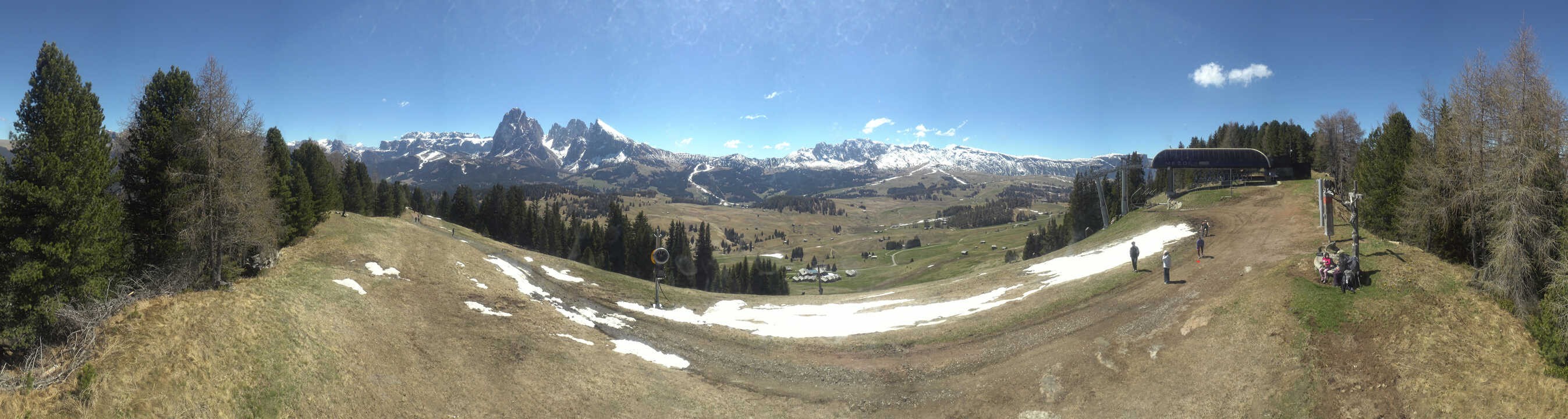 Archiv Foto Webcam Blick über Seiser Alm – Mezdi Bergstation