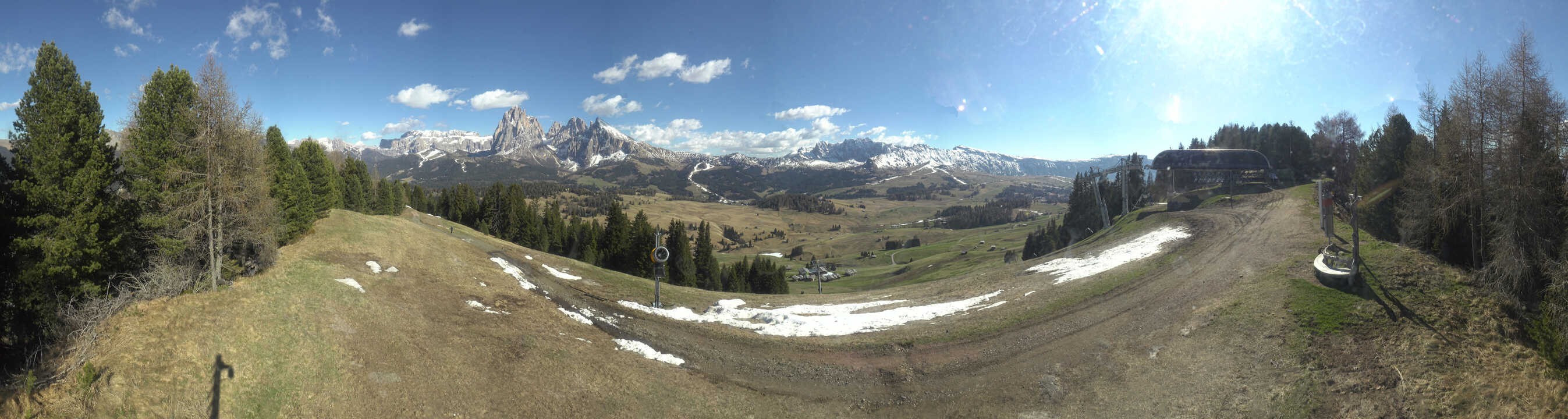 Archiv Foto Webcam Blick über Seiser Alm – Mezdi Bergstation