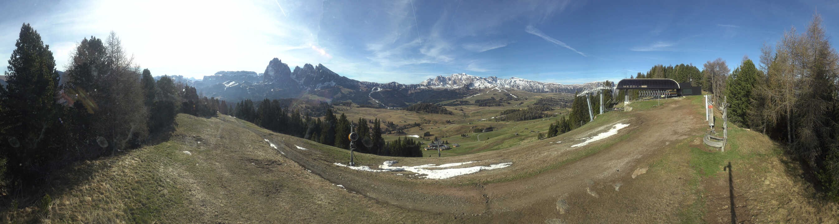 Archiv Foto Webcam Blick über Seiser Alm – Mezdi Bergstation