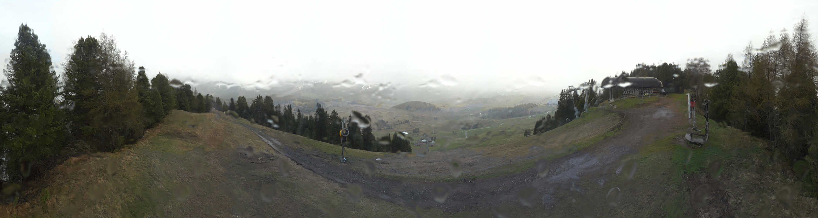 Archiv Foto Webcam Blick über Seiser Alm – Mezdi Bergstation