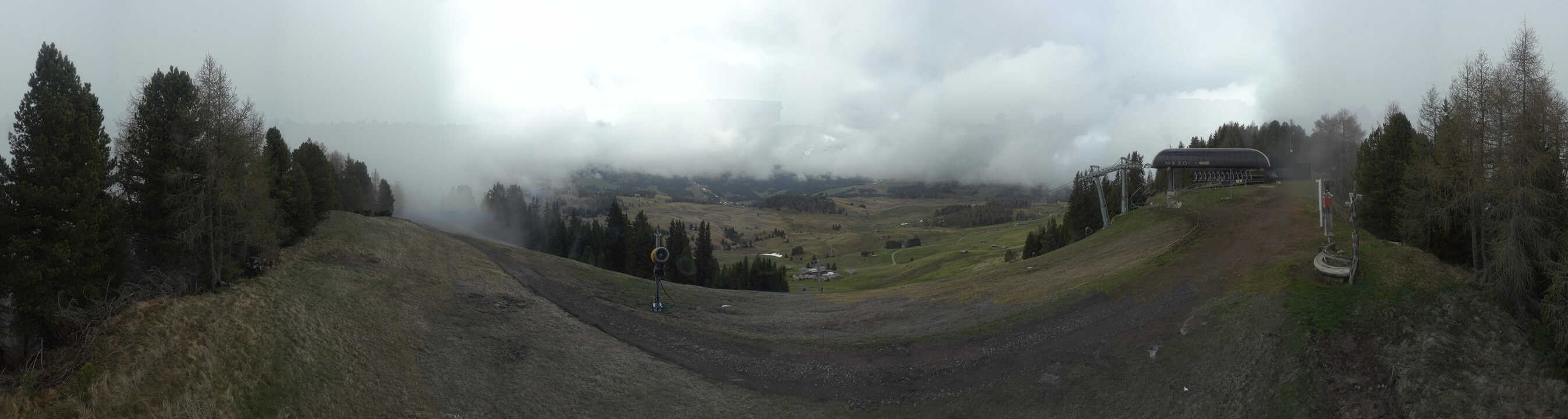 Archiv Foto Webcam Blick über Seiser Alm – Mezdi Bergstation