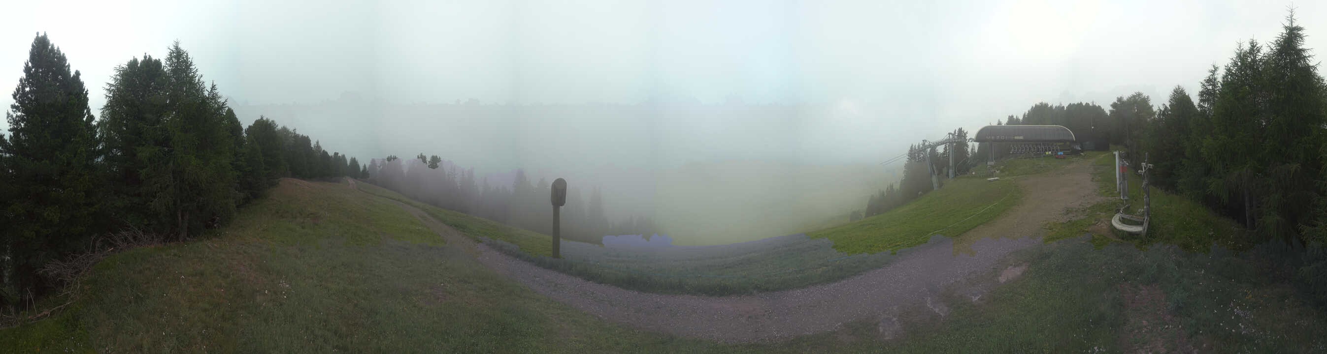 Archiv Foto Webcam Blick über Seiser Alm – Mezdi Bergstation