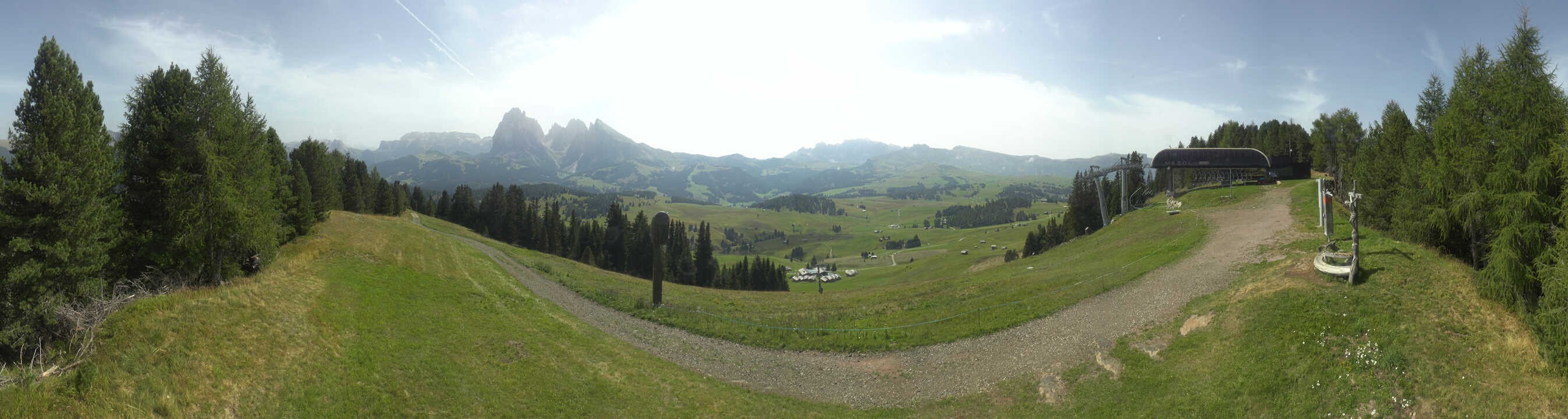 Archived image Webcam Alpe di Siusi: Panoramic view Mezdi mountain station