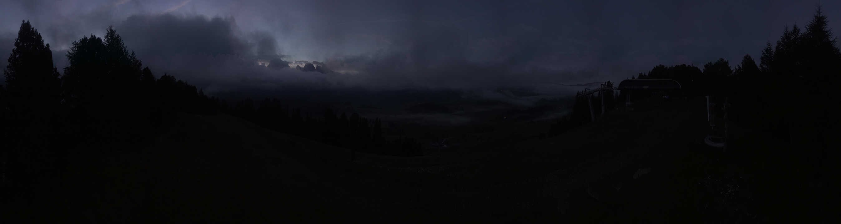 Archiv Foto Webcam Blick über Seiser Alm – Mezdi Bergstation