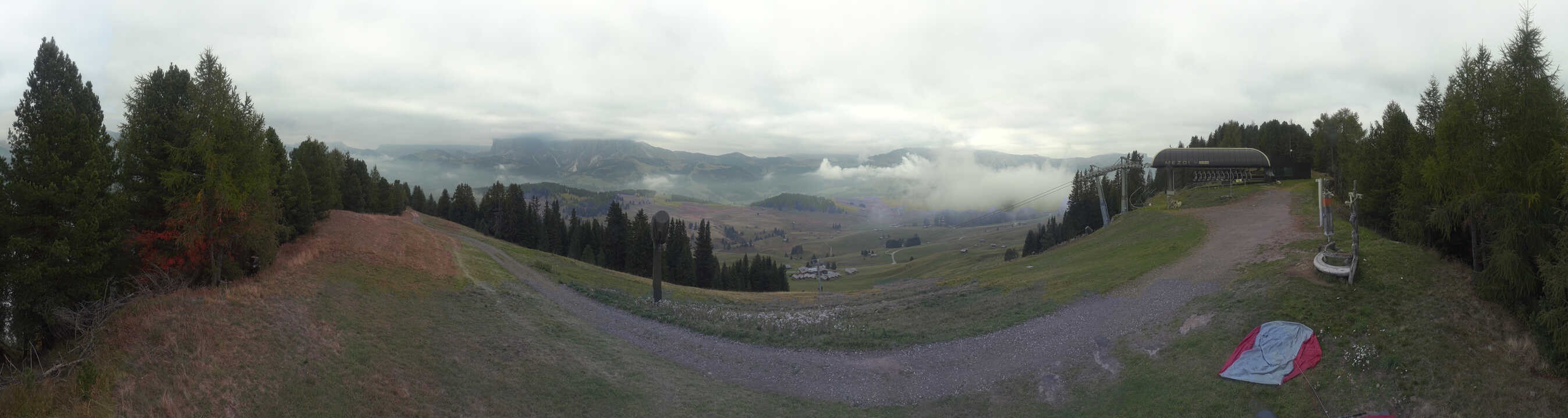 Archiv Foto Webcam Blick über Seiser Alm – Mezdi Bergstation