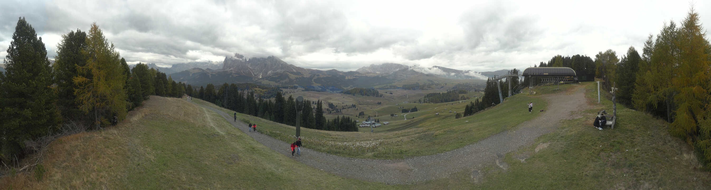 Archived image Webcam Alpe di Siusi: Panoramic view Mezdi mountain station