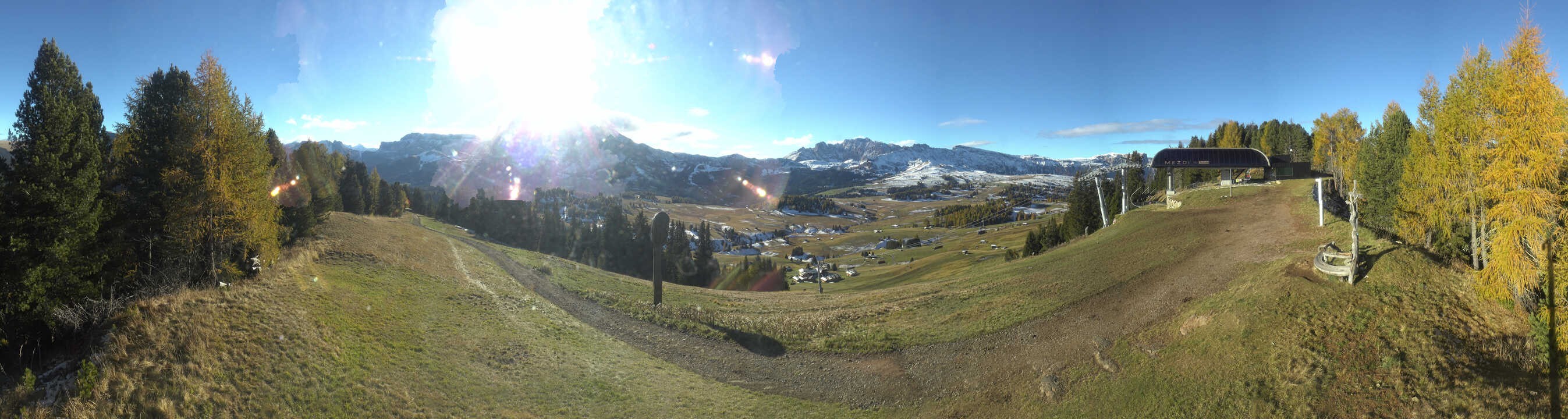 Archiv Foto Webcam Blick über Seiser Alm – Mezdi Bergstation
