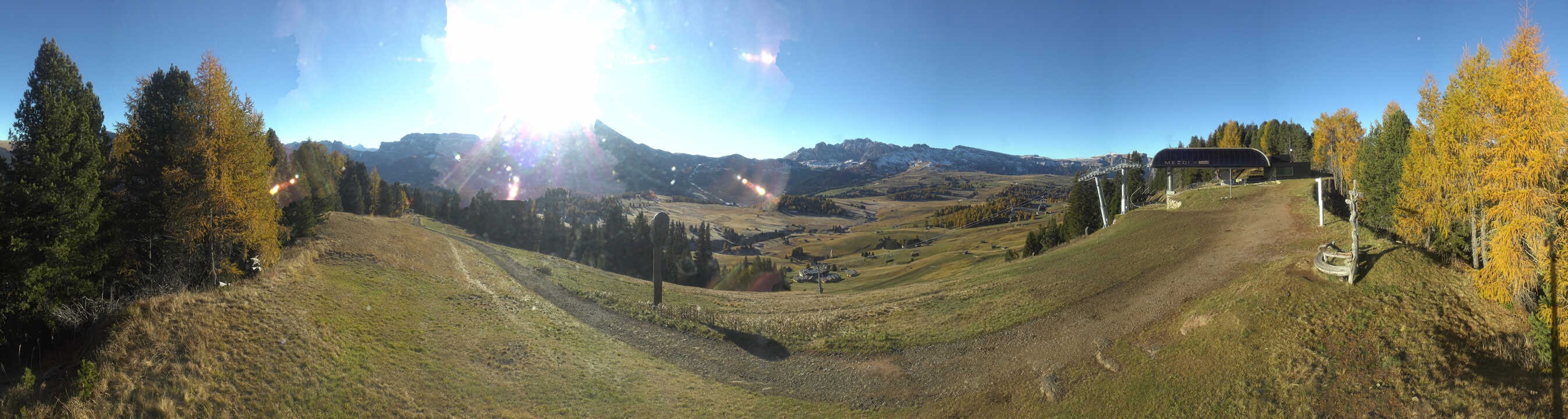Archived image Webcam Alpe di Siusi: Panoramic view Mezdi mountain station