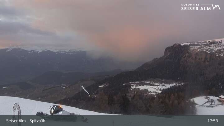 Archiv Foto Webcam Seiser Alm: Spitzbühl Station