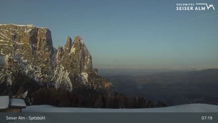 Archiv Foto Webcam Seiser Alm: Spitzbühl Station