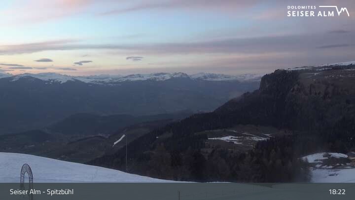 Archiv Foto Webcam Seiser Alm: Spitzbühl Station