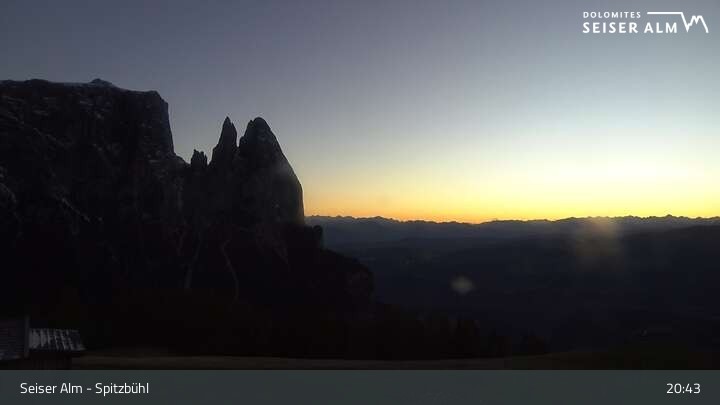 Archived image Webcam Seiser Alm: View Spitzbühl