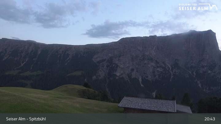 Archiv Foto Webcam Seiser Alm: Spitzbühl Station