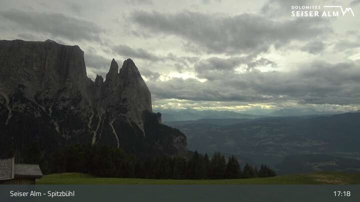 Archiv Foto Webcam Seiser Alm: Spitzbühl Station