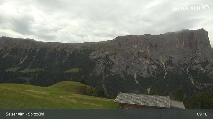 Archiv Foto Webcam Seiser Alm: Spitzbühl Station