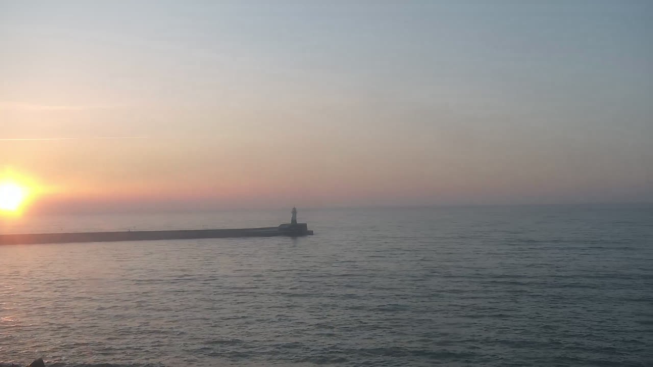 Archived image Webcam Sassnitz at the town harbour