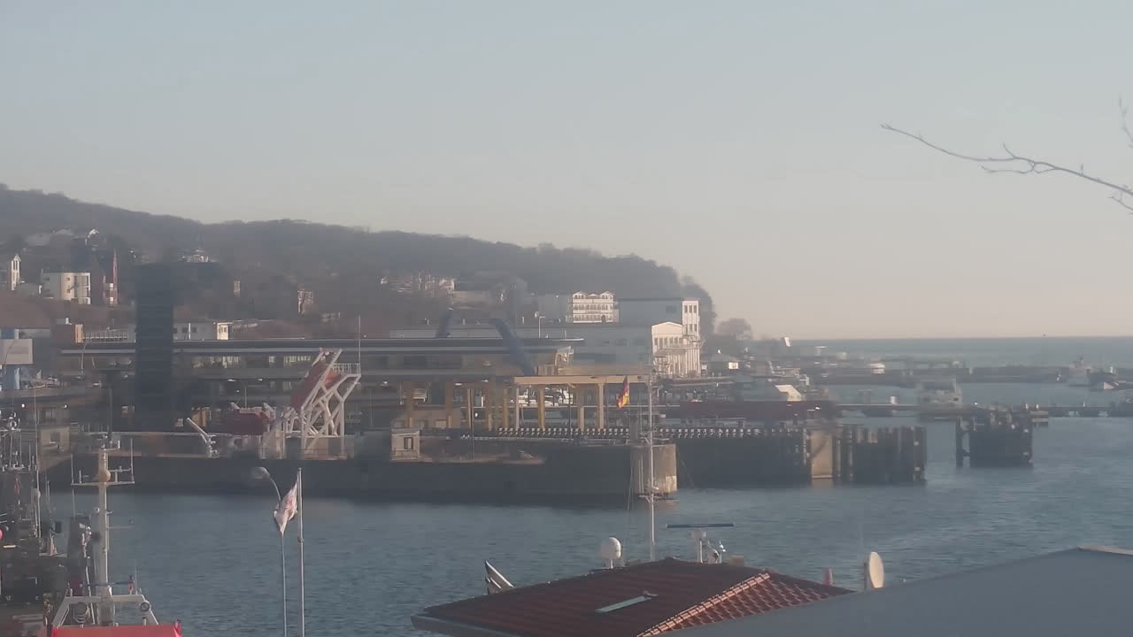 Archiv Foto Webcam Sassnitz an der Ostsee: Stadthafen