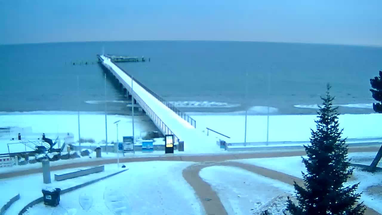 Archiv Foto Webcam Scharbeutz: Ausblick auf den Strand und die Ostsee