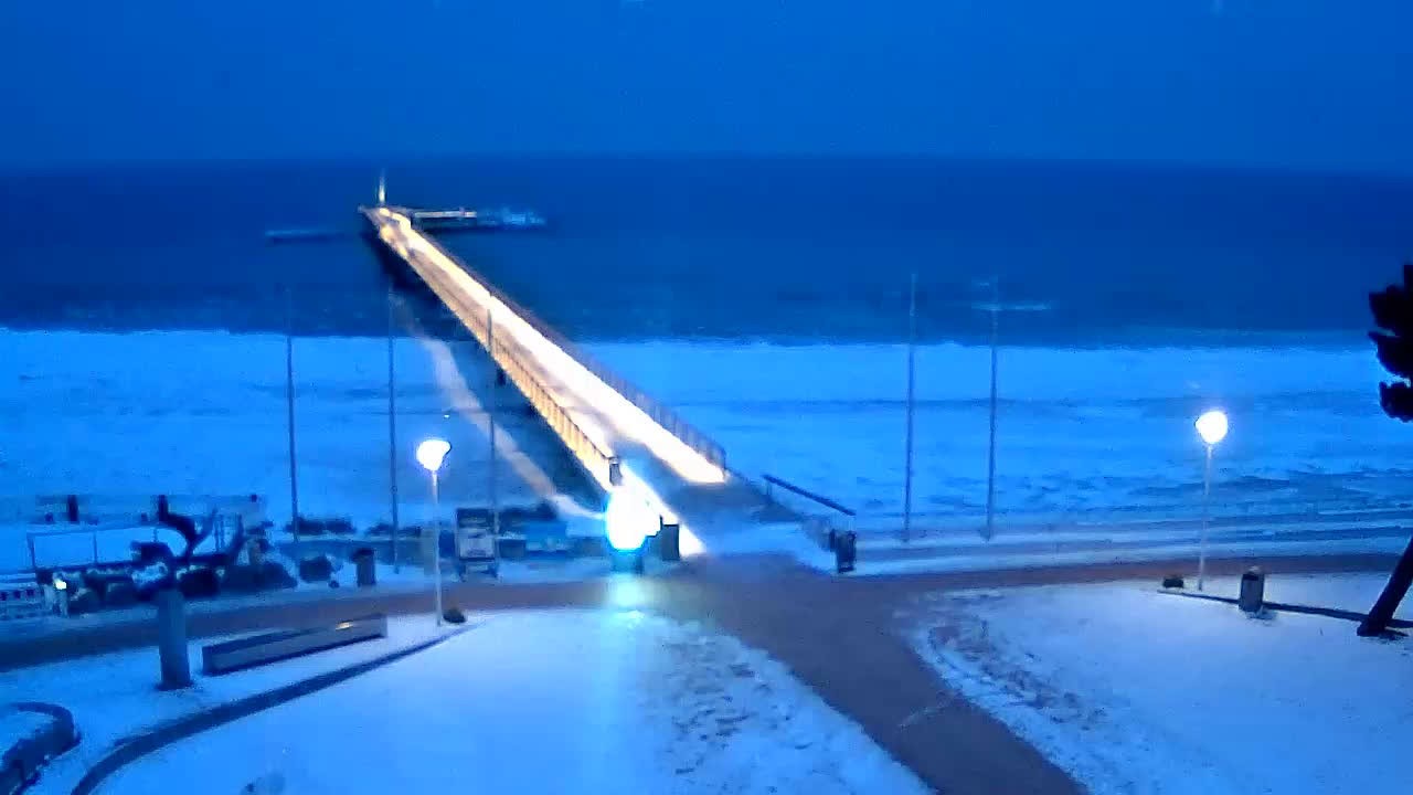Archiv Foto Webcam Scharbeutz: Ausblick auf den Strand und die Ostsee