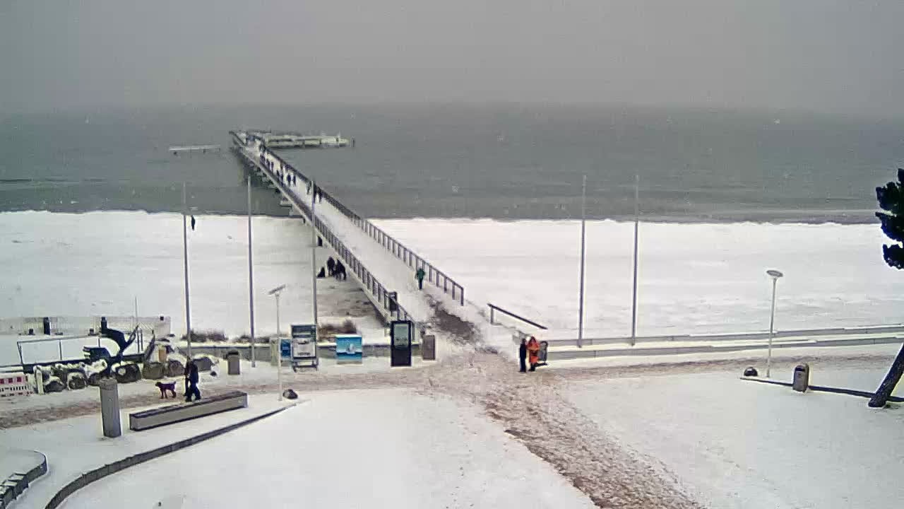 Archiv Foto Webcam Scharbeutz: Ausblick auf den Strand und die Ostsee