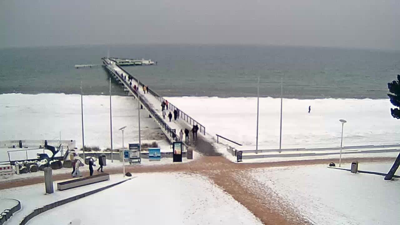 Archiv Foto Webcam Scharbeutz: Ausblick auf den Strand und die Ostsee