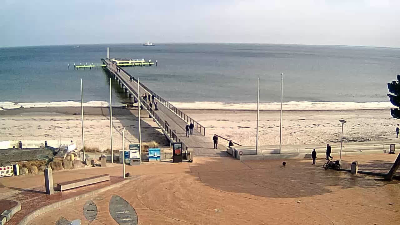 Archiv Foto Webcam Scharbeutz: Ausblick auf den Strand und die Ostsee