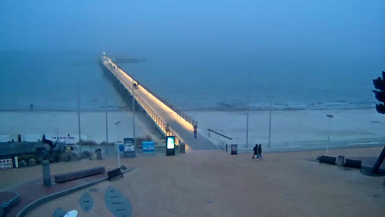 Archived image Webcam Scharbeutz: View of the beach and the Baltic Sea