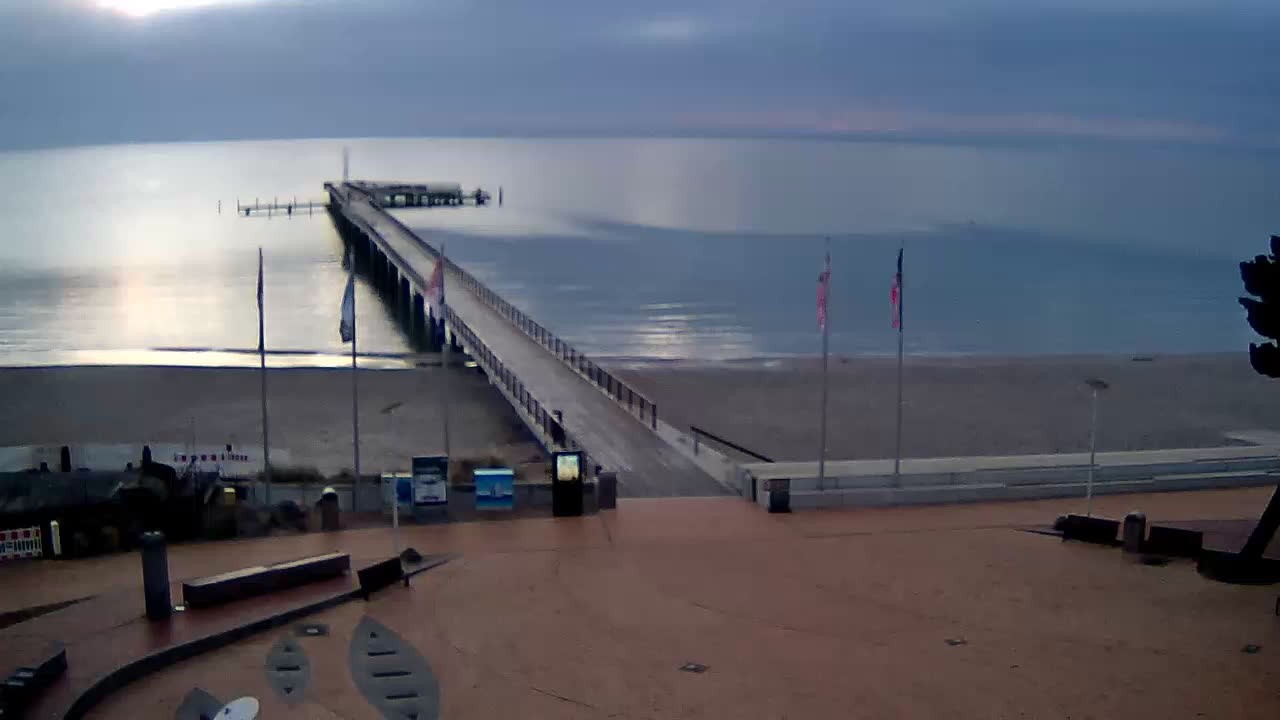 Archiv Foto Webcam Scharbeutz: Ausblick auf den Strand und die Ostsee