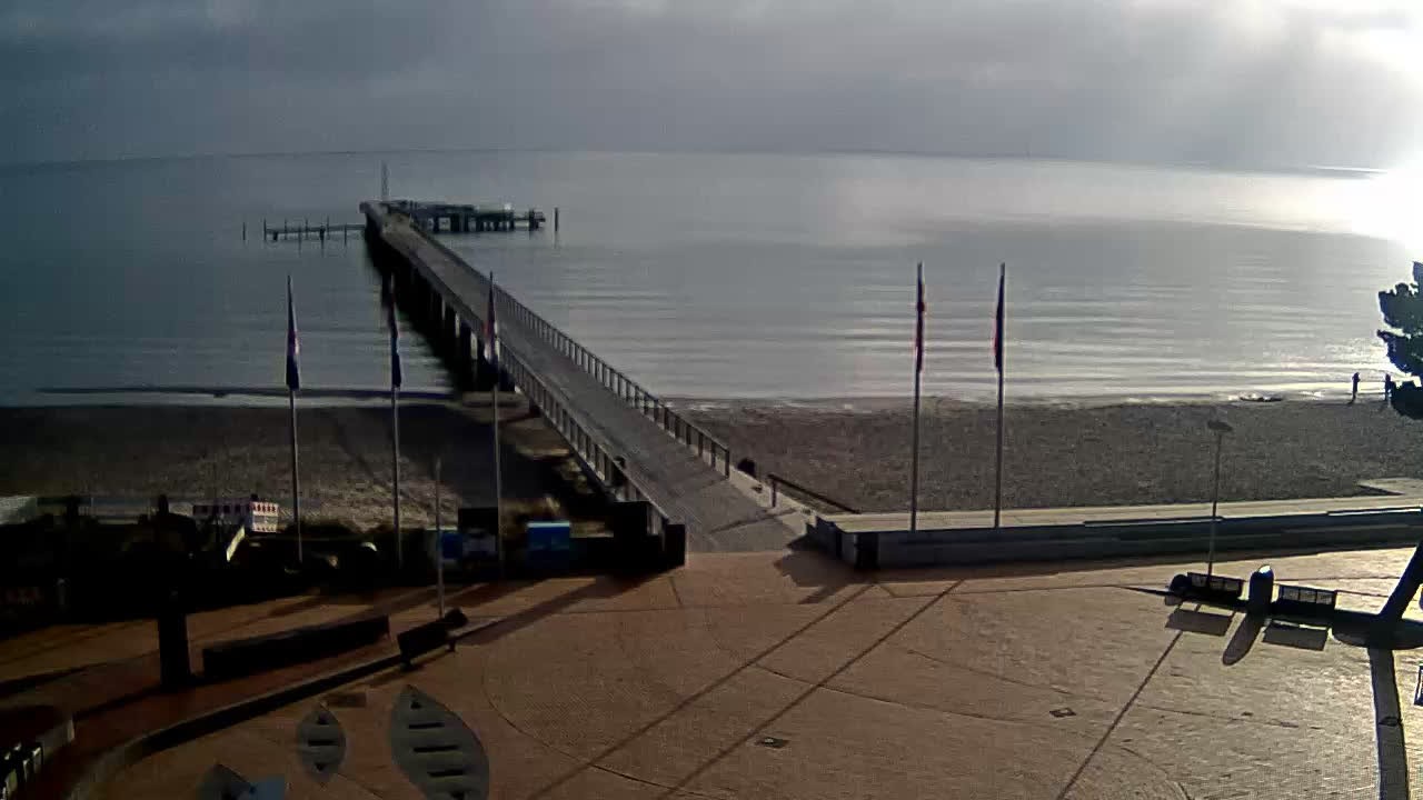 Archiv Foto Webcam Scharbeutz: Ausblick auf den Strand und die Ostsee
