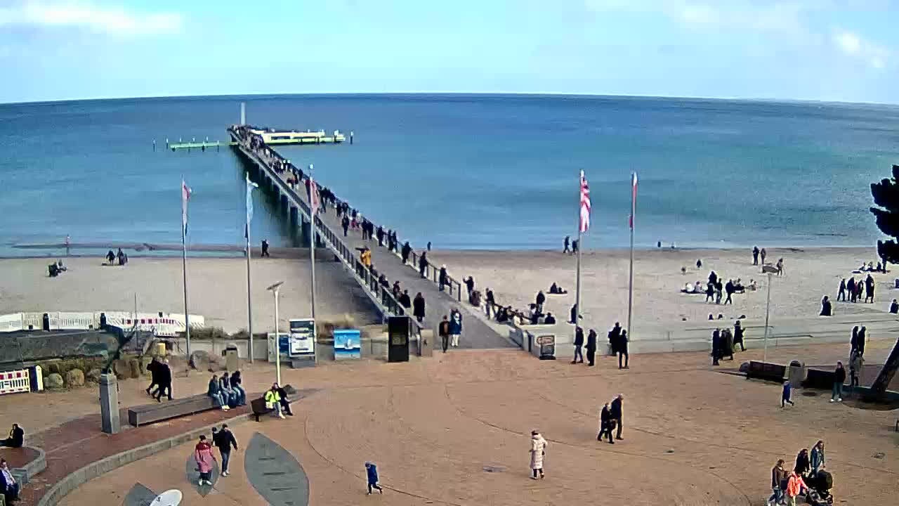Archiv Foto Webcam Scharbeutz: Ausblick auf den Strand und die Ostsee