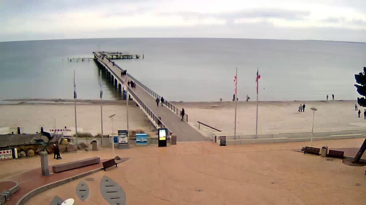 Archiv Foto Webcam Scharbeutz: Ausblick auf den Strand und die Ostsee