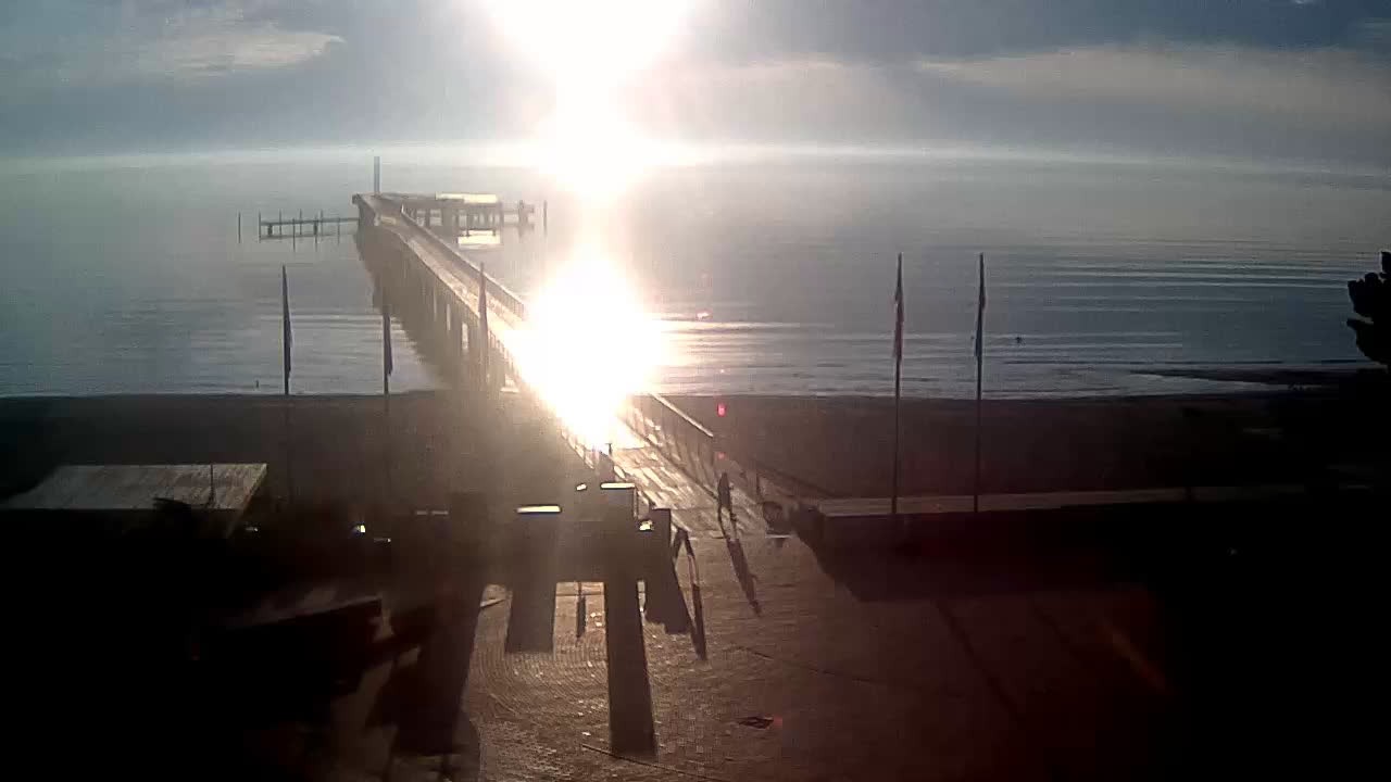 Archived image Webcam Scharbeutz: View of the beach and the Baltic Sea