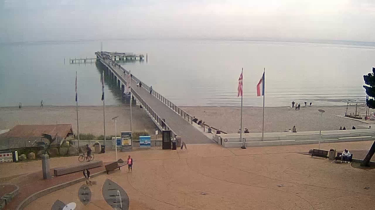 Archived image Webcam Scharbeutz: View of the beach and the Baltic Sea