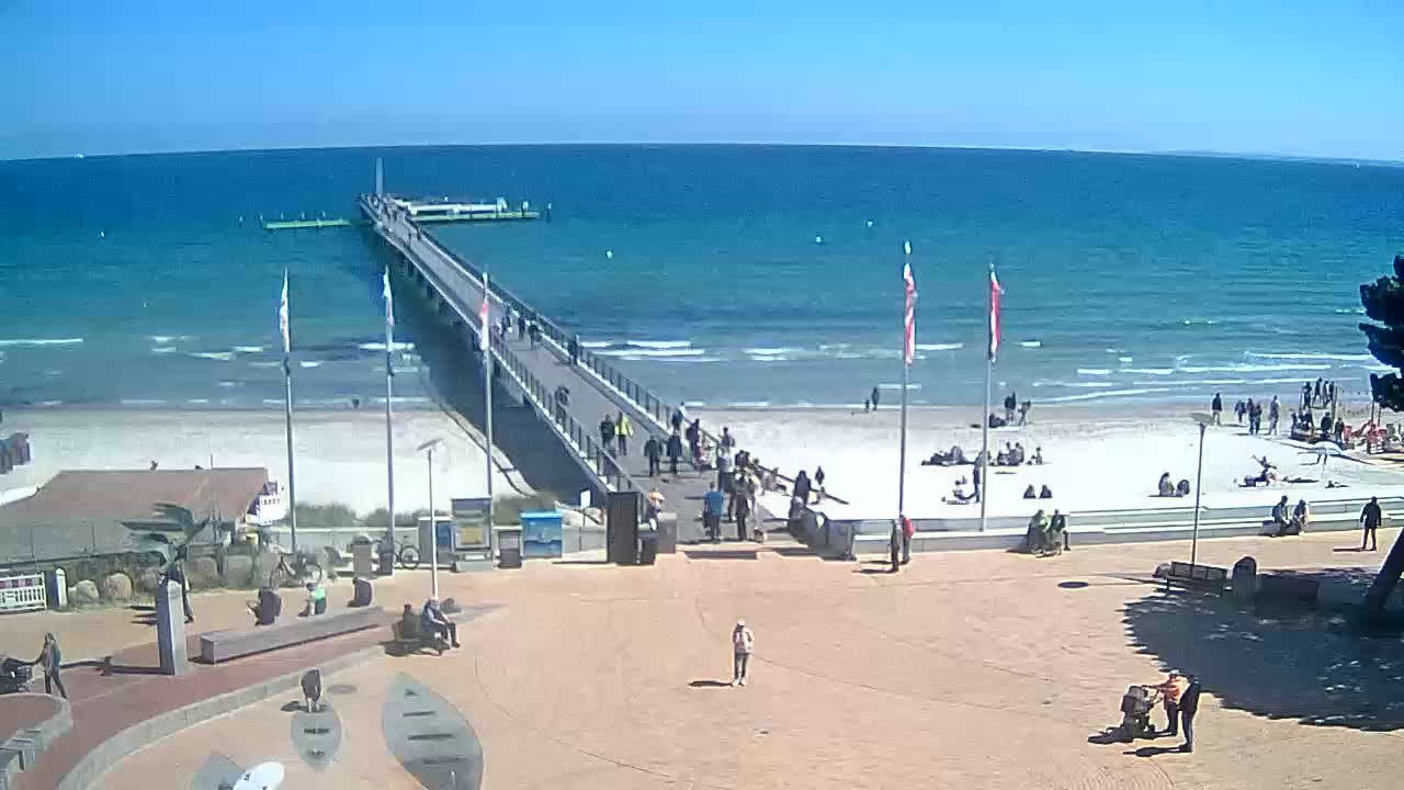 Archiv Foto Webcam Scharbeutz: Ausblick auf den Strand und die Ostsee