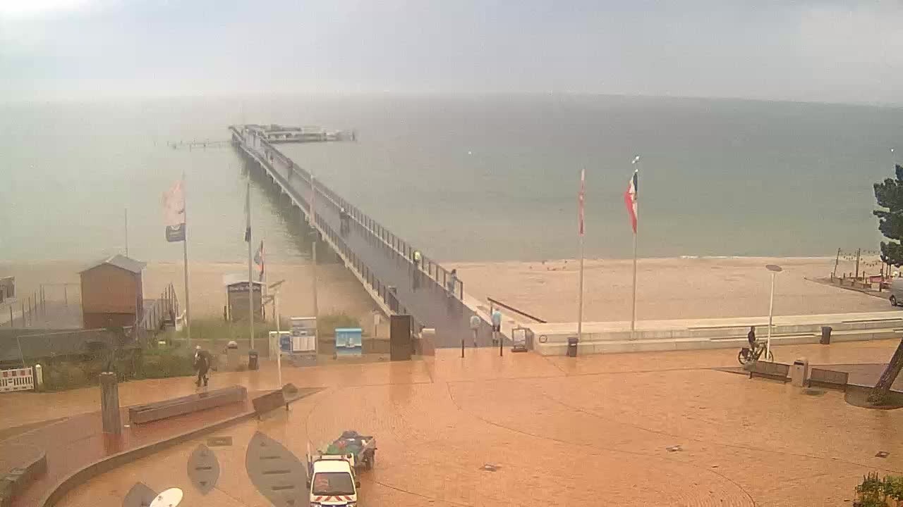 Archiv Foto Webcam Scharbeutz: Ausblick auf den Strand und die Ostsee