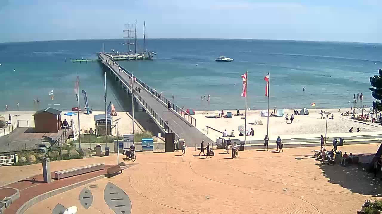 Archiv Foto Webcam Scharbeutz: Ausblick auf den Strand und die Ostsee