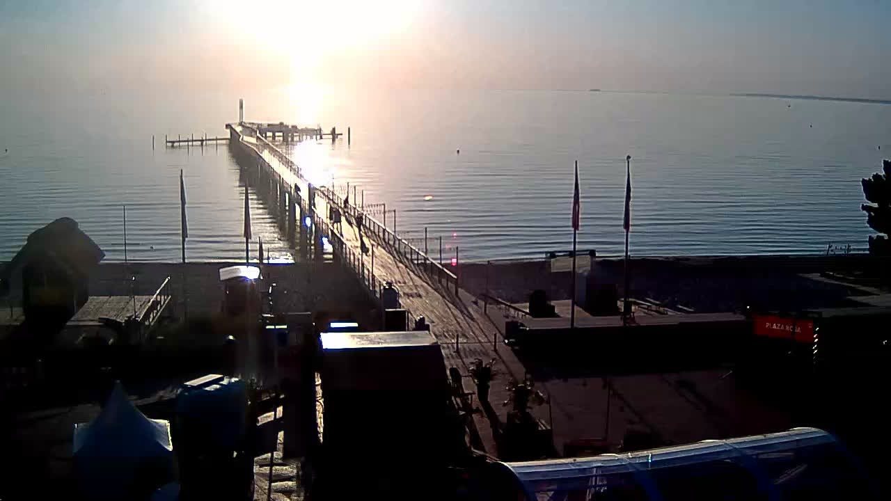 Archiv Foto Webcam Scharbeutz: Ausblick auf den Strand und die Ostsee