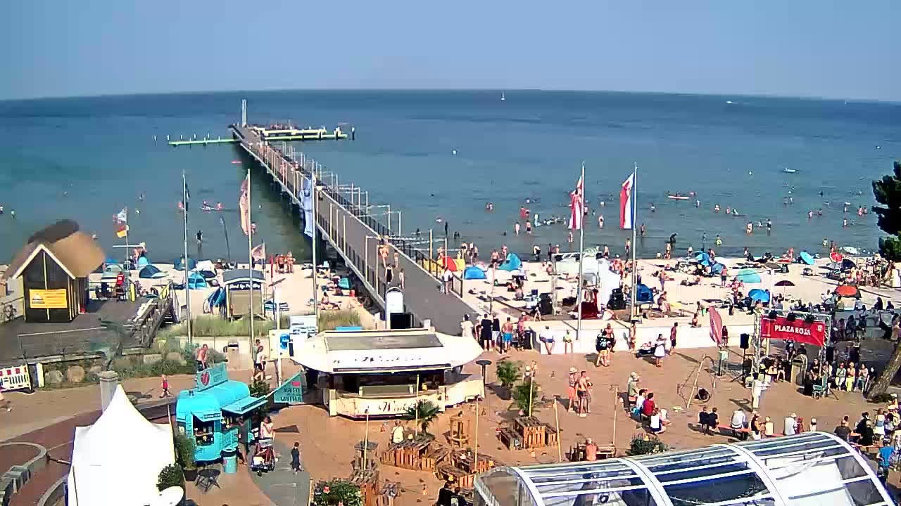 Archiv Foto Webcam Scharbeutz: Ausblick auf den Strand und die Ostsee