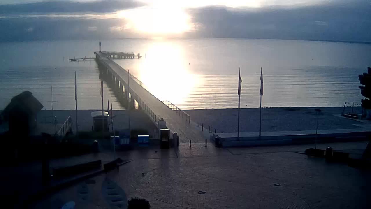 Archiv Foto Webcam Scharbeutz: Ausblick auf den Strand und die Ostsee