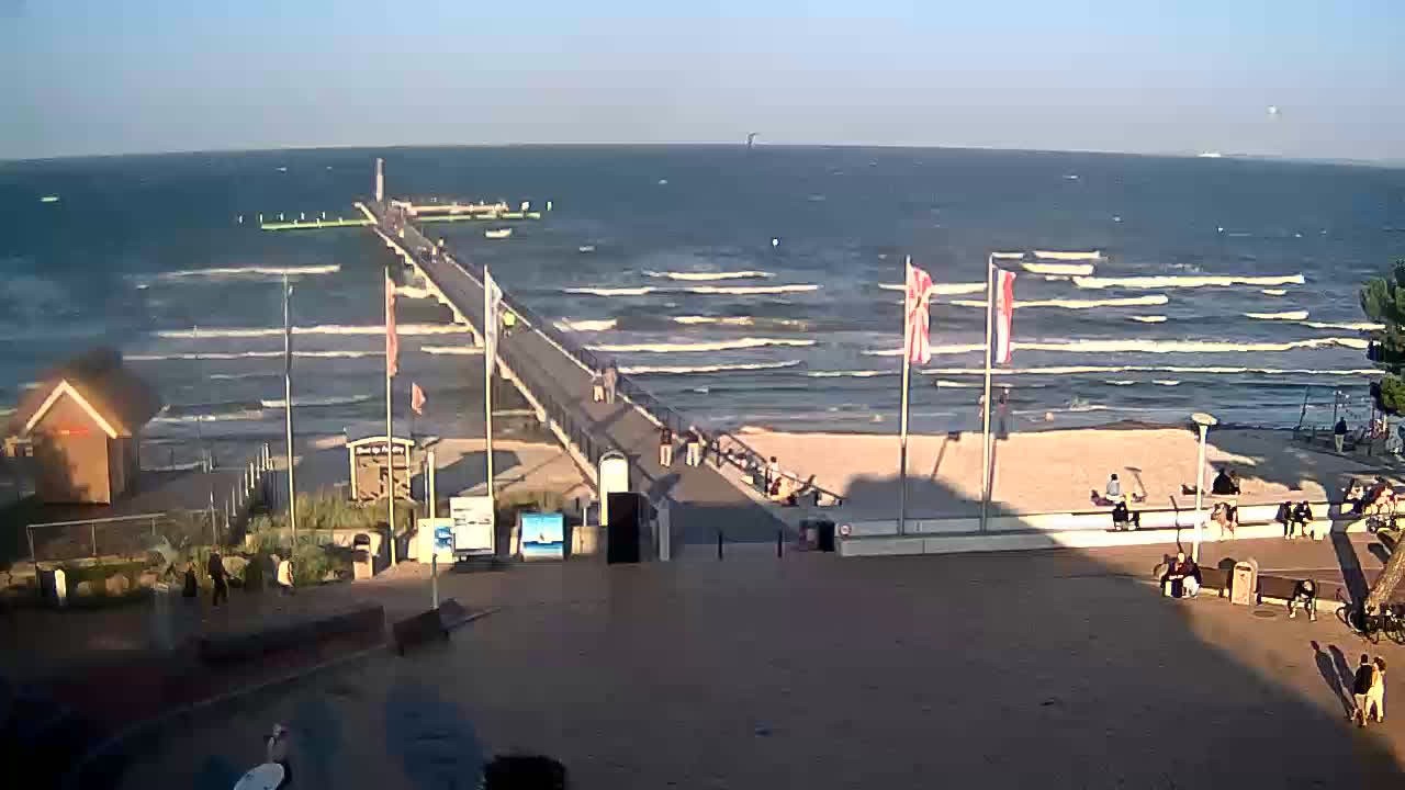 Archiv Foto Webcam Scharbeutz: Ausblick auf den Strand und die Ostsee