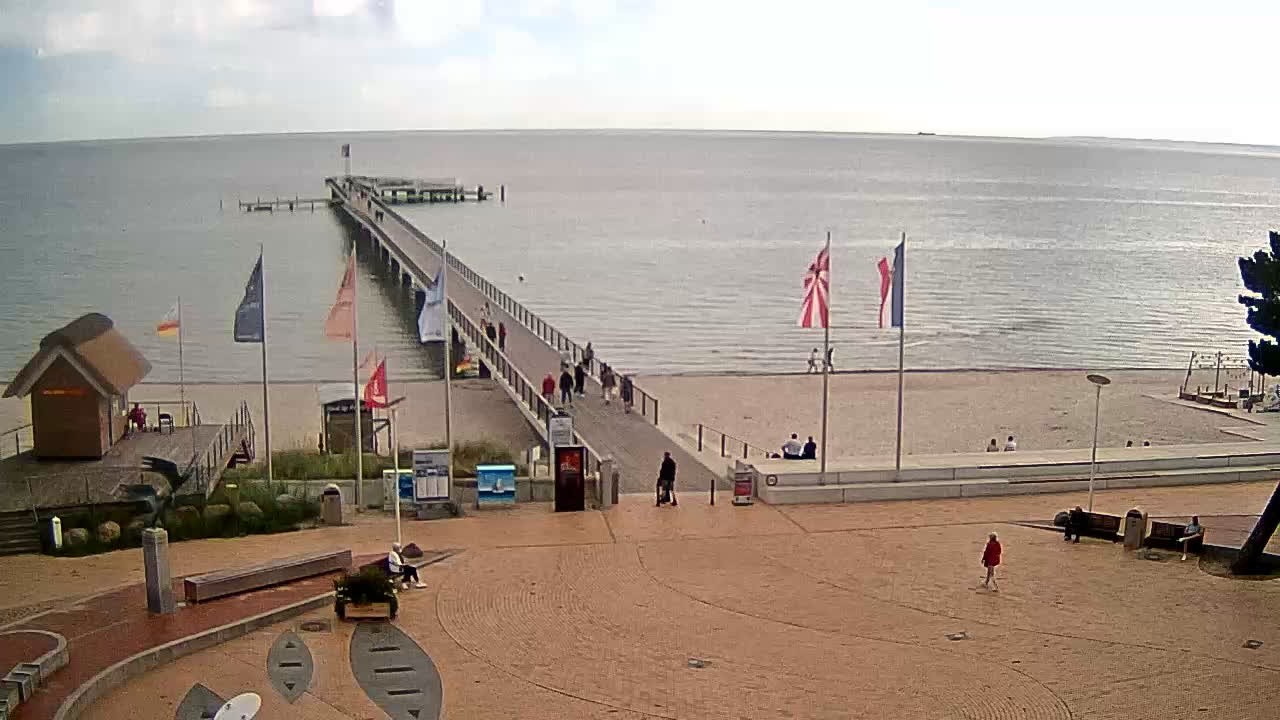 Archiv Foto Webcam Scharbeutz: Ausblick auf den Strand und die Ostsee